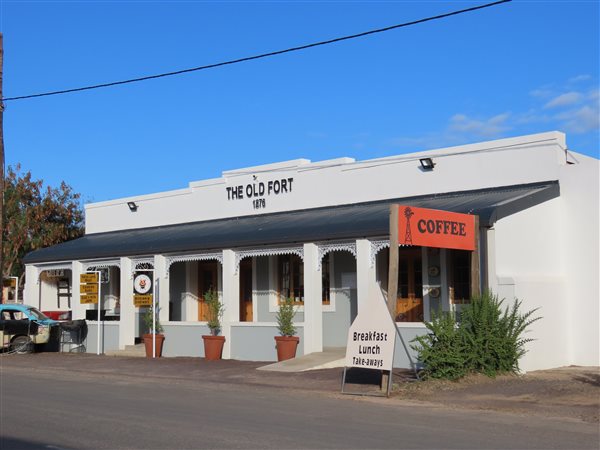 260  m² Commercial space