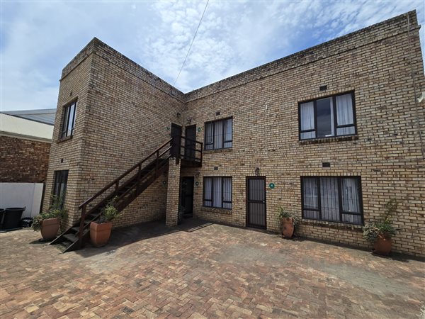 367  m² Commercial space