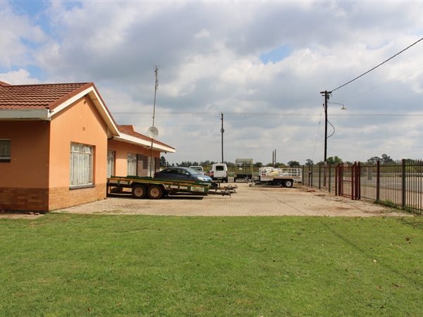 368  m² Office Space