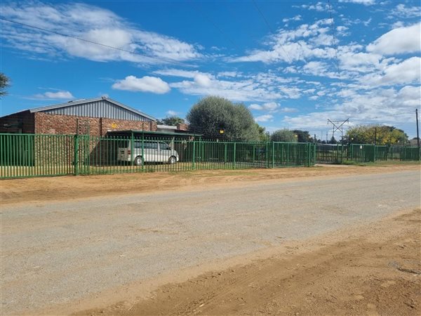 540  m² Commercial space