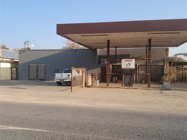 750  m² Commercial space