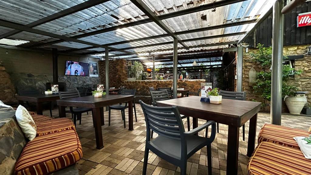 450  m² Commercial space