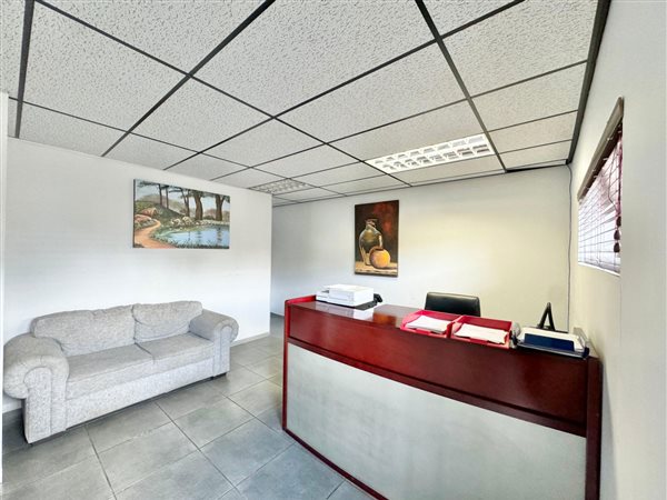 56  m² Office Space